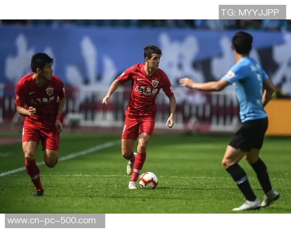 上海上港迎战大连一方争夺中超积分榜关键战役的精彩对决